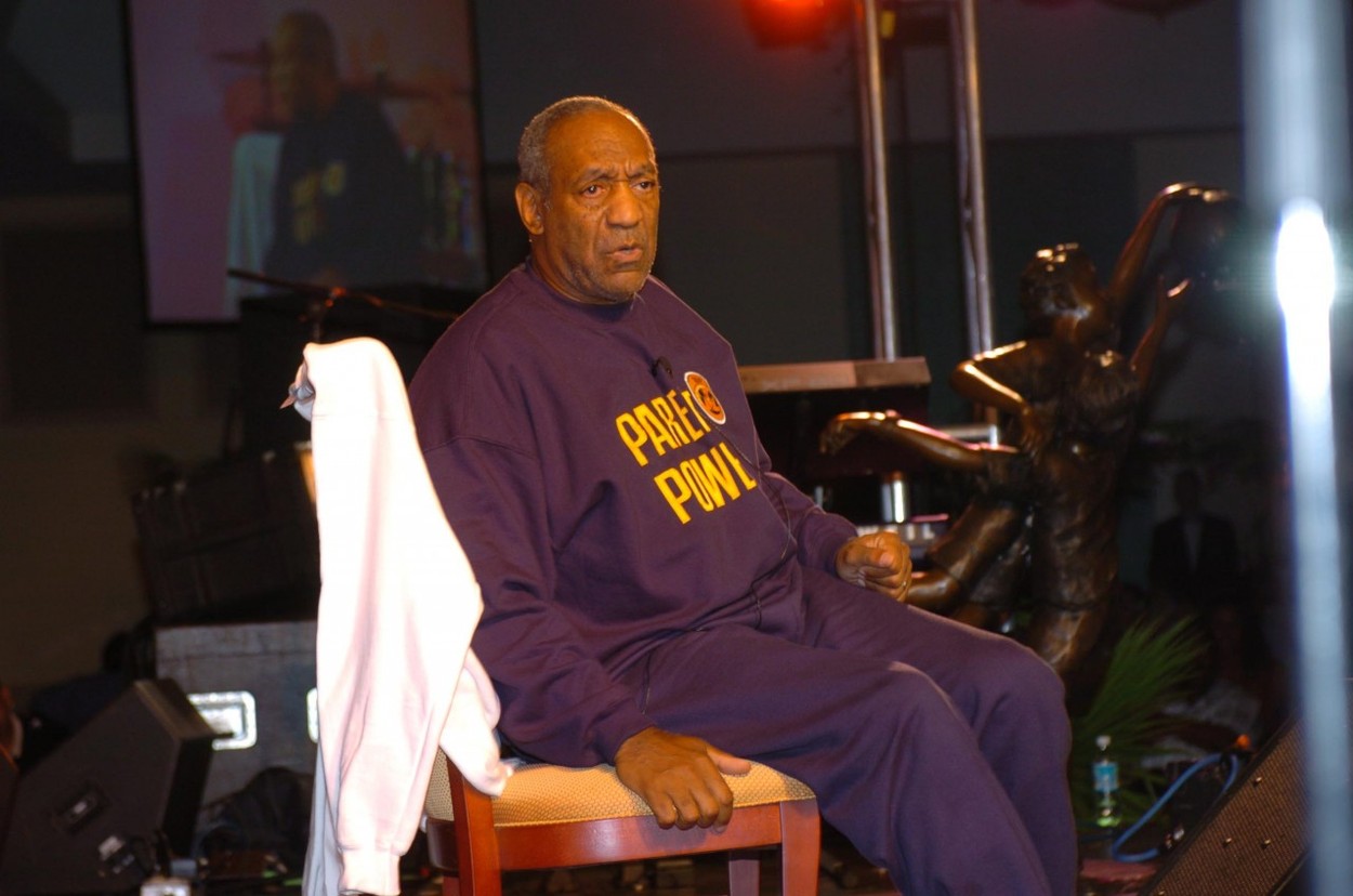 Vallomást tett a szexuális erőszakkal vádolt Bill Cosby felesége
