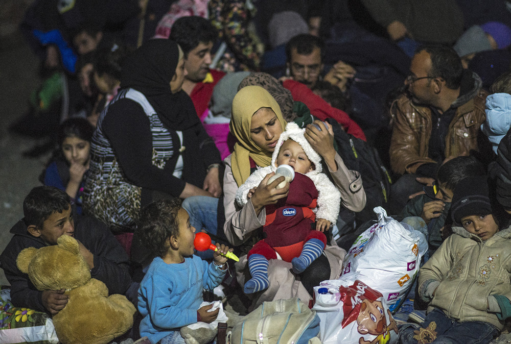 Az anyatej mentheti meg a menekült gyerekeket?