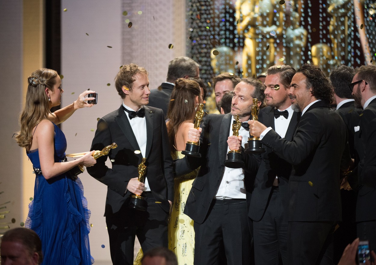 Oscart 2016: Nemes Jeles László, DiCaprio, Brie Larson és Kate Winslet közös fotókon