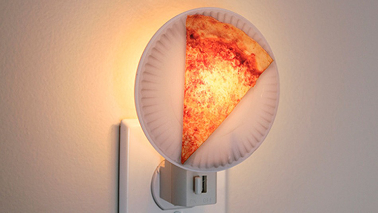 Minden pizzamániás odáig lesz ettől a lámpától