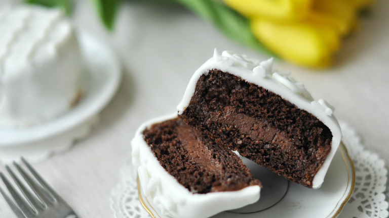 Villantós süti egyszerűen: mini csokitorta