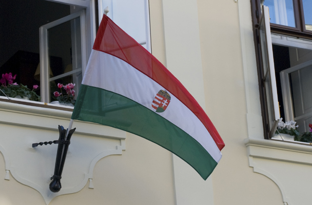A magyar zászló és címer napja a mai