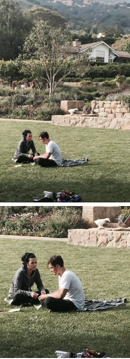 Katy Perry és Orlando Bloom nyalja-falja egymást a parkban