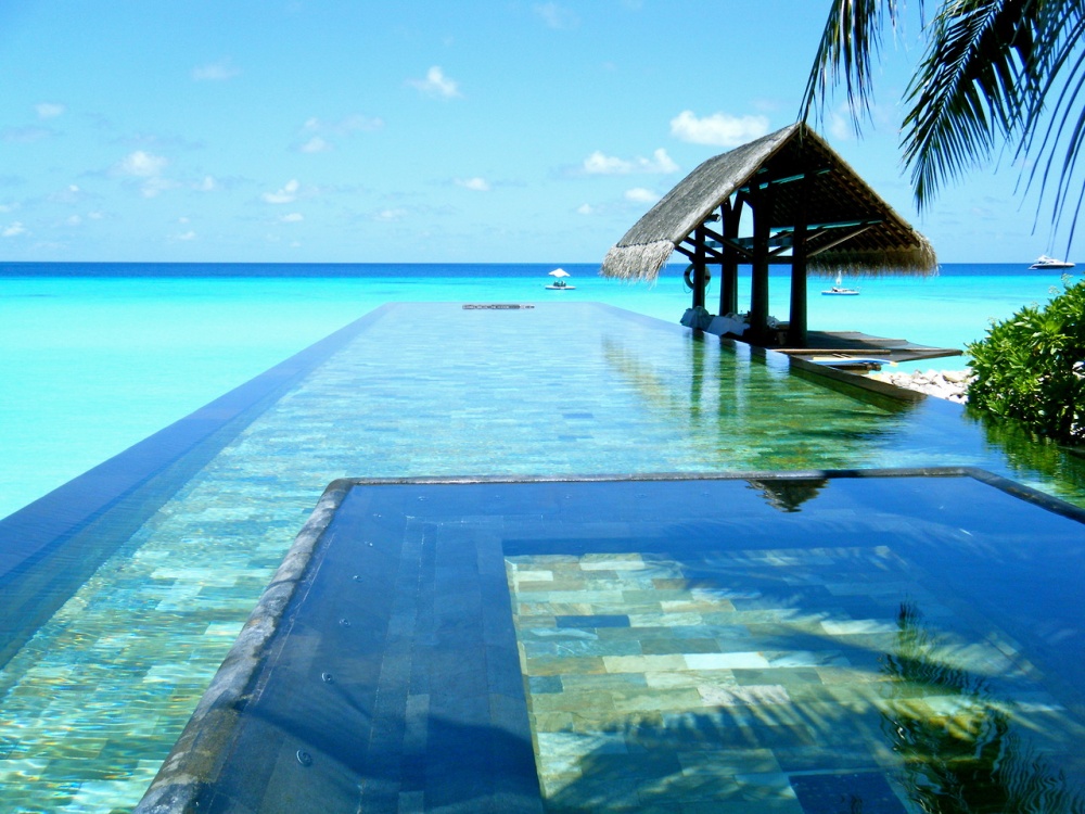 Maldív-szigetek, Reethi Rah Hotel