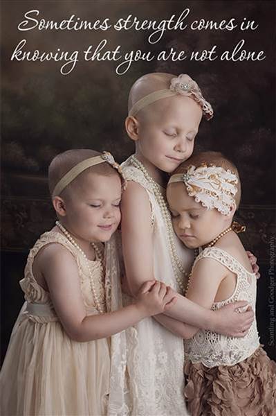 Újra együtt fotózták a három rákbeteg kislányt - megható képek