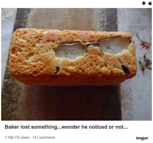 Belesütötte szemüvegét a kenyérbe a figyelmetlen pék