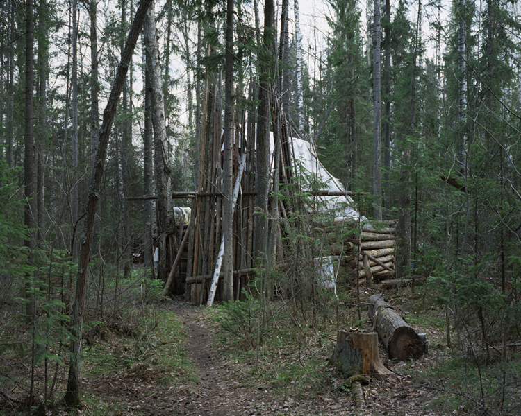 Lenyűgöző fotók az oroszországi erdők remetéinek életéből 