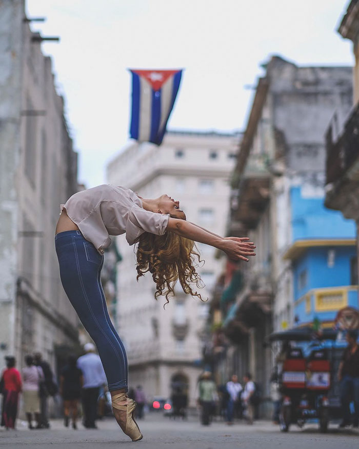 Balett-táncosok lepték el Kuba utcáit - csodás fotók
