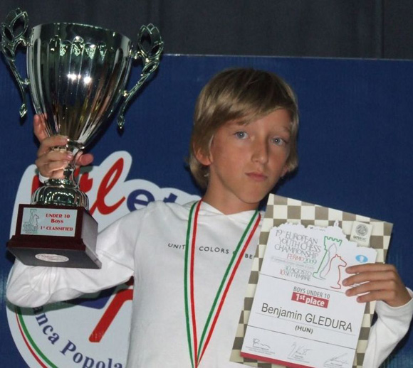 Gledura Benjámin, a 16 éves magyar srác, aki Karpovot és Ánandot is legyőzte