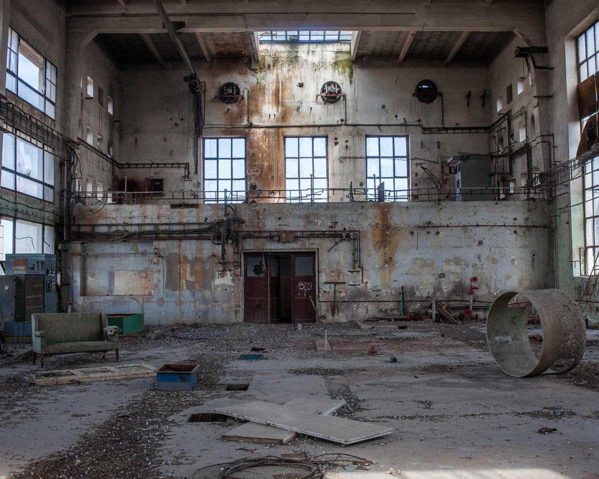 Rohadó falak, megkopott képek - Így néz ki most a régi Ikarus gyár