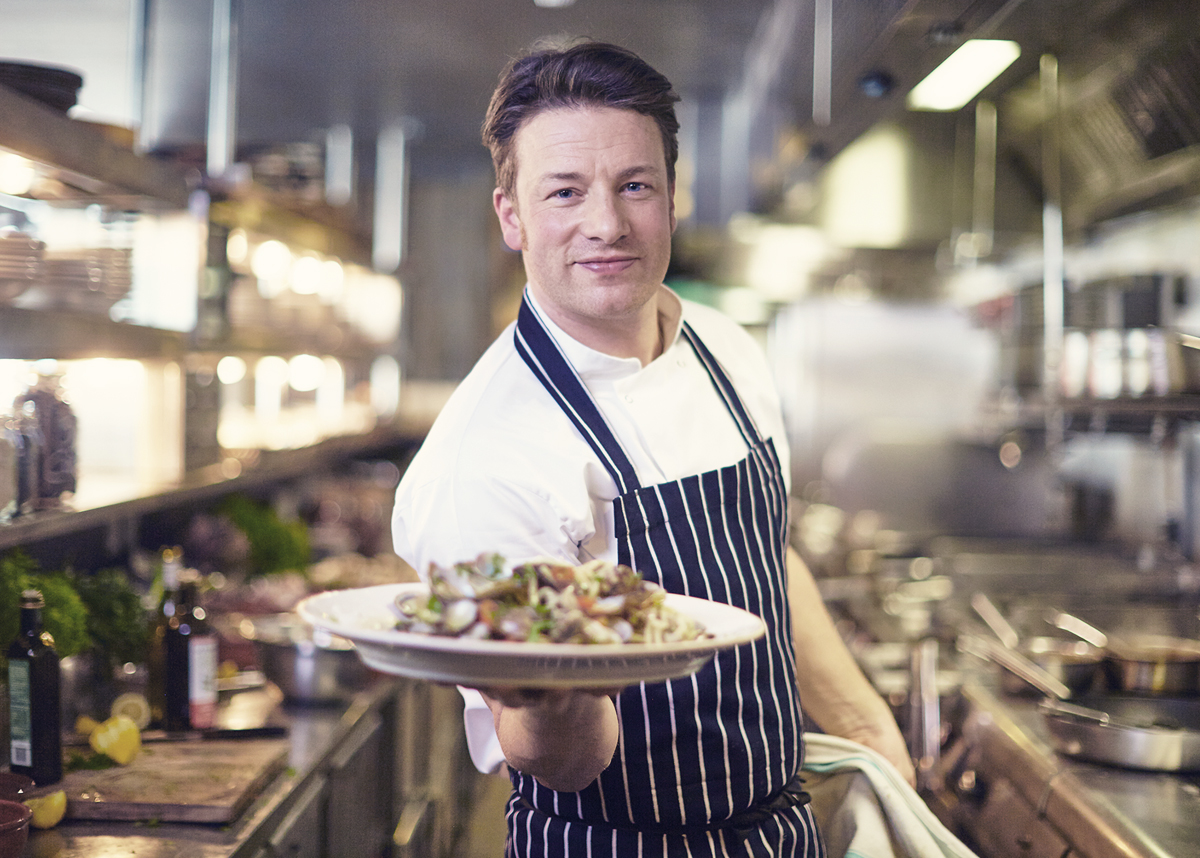Jamie Oliver Magyarországra is betette a lábát