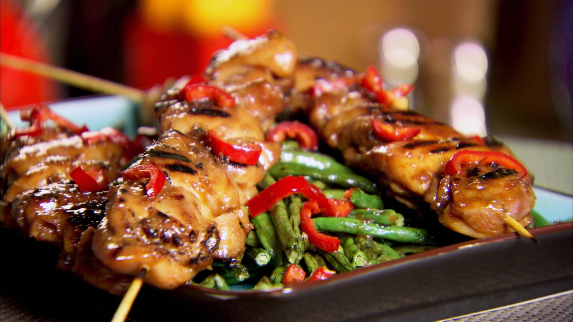 Indul a grillszezon: kínai BBQ csirke Chingtől