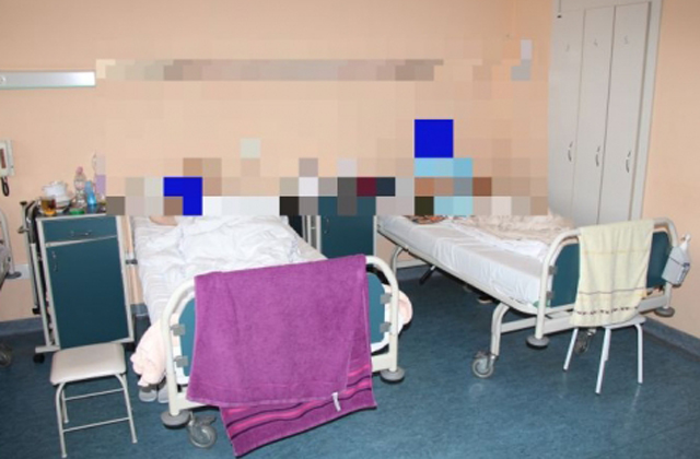 Alvó betegektől lopott a tatabányai kórházban