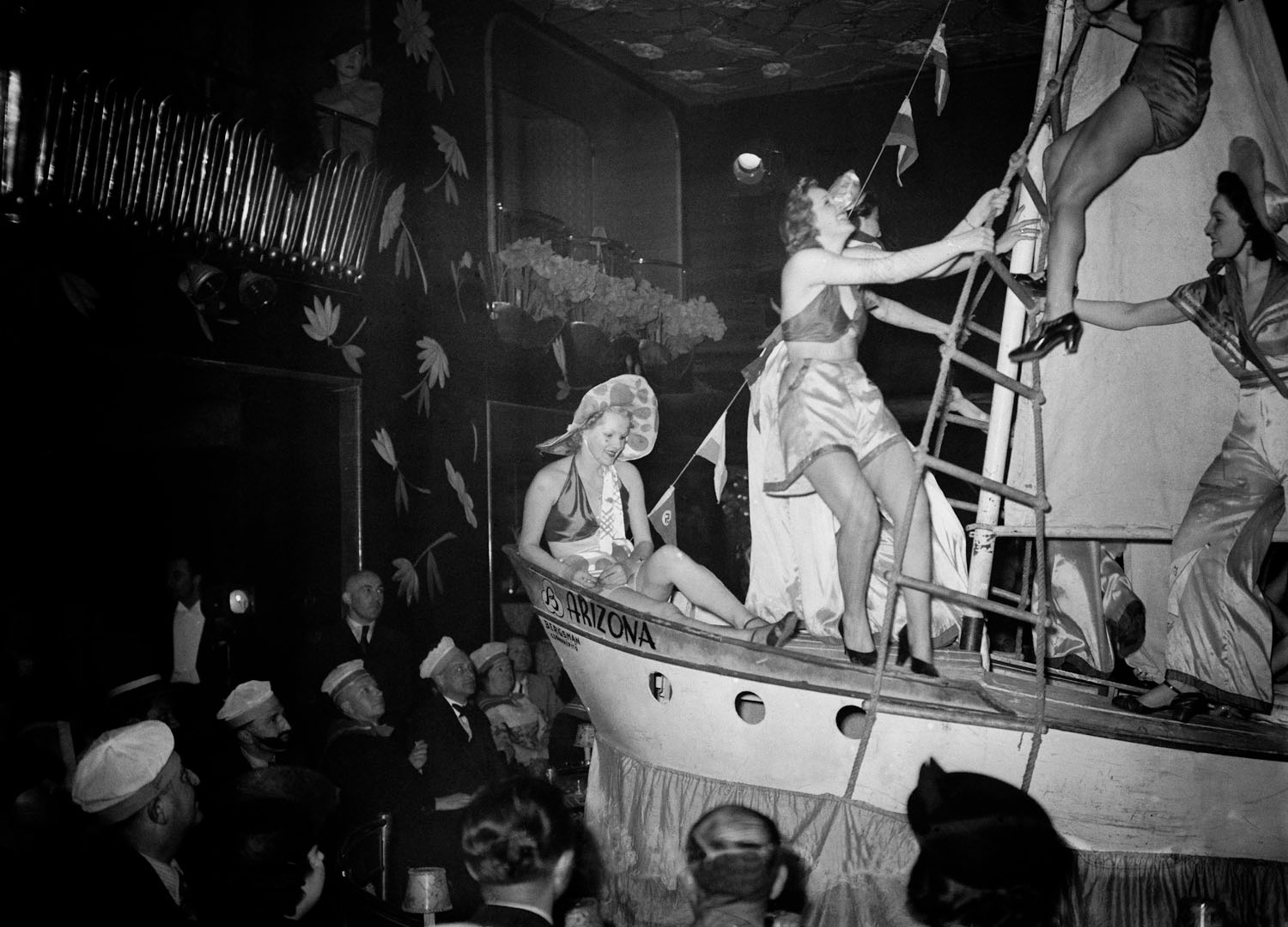 Így pezsgett az élet a budapesti éjszakai bárban 1938-ban - fotók