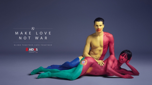 Foci Eb: Ilyen Merész AIDS-ellenes reklámkampány még nem láttál