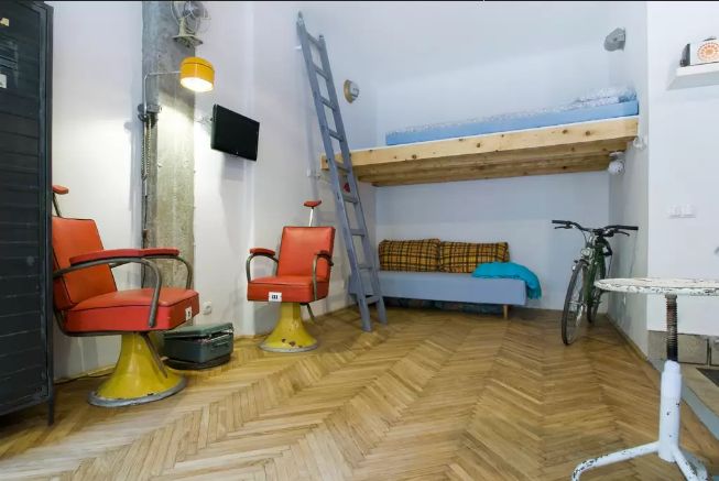 A 10 legfurcsább kiadó budapesti lakás az Airbnb-n