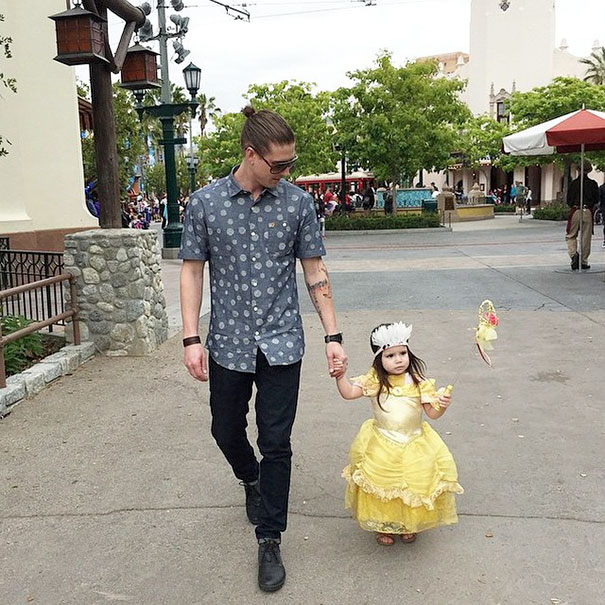A Disneyland legszexisebb apukáitól megáll az internet