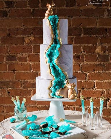 Az egész internet megőrül ezekért az esküvői tortákért - fotók
