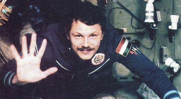 Farkas Bertalan az első magyar űrhajós