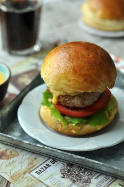 Sajtburesz és olasz buresz: 2 szuper házi hamburger