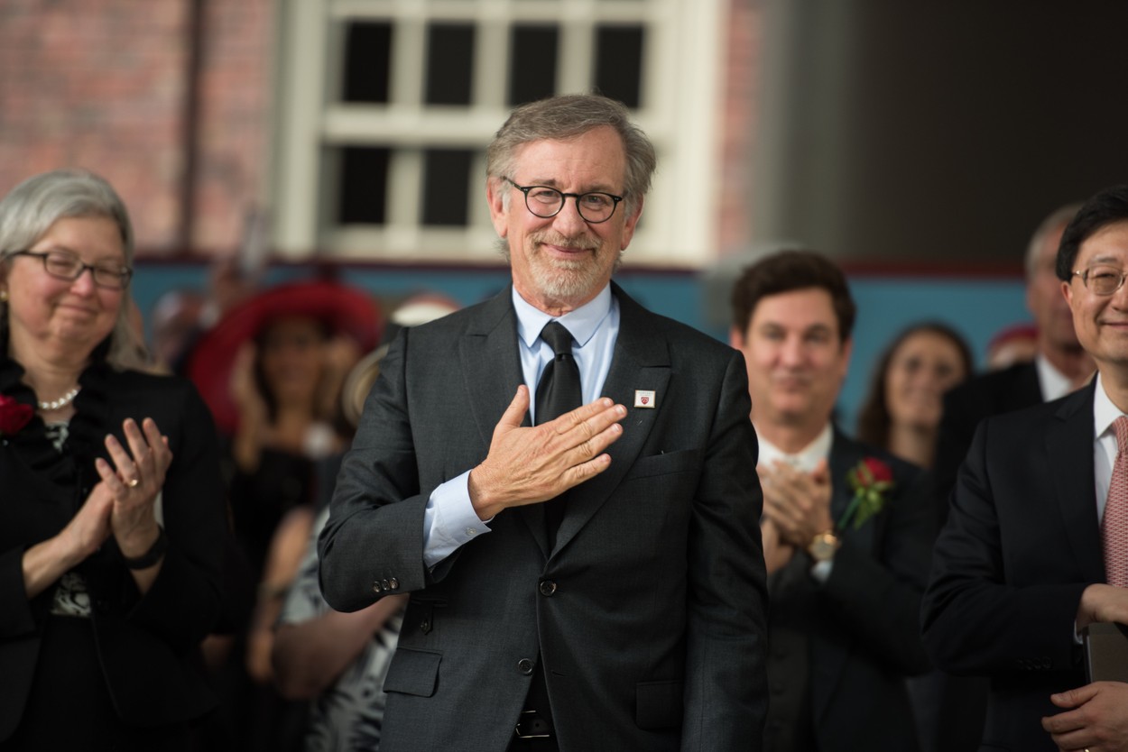 Steven Spielberg a Harvardon tartott beszéde után (Fotó: Profimedia)