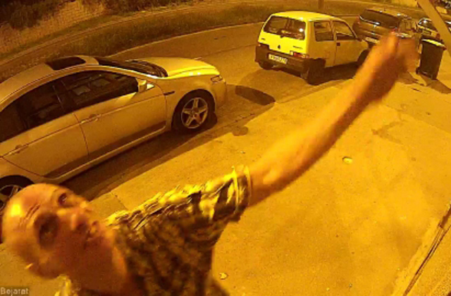 Az ellopott biztonsági kamera készített felvételt a tolvajról