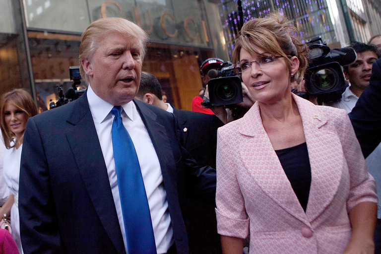 Donald Trump és Sarah Palin (Fotó: Andrew Burton/Getty Images)