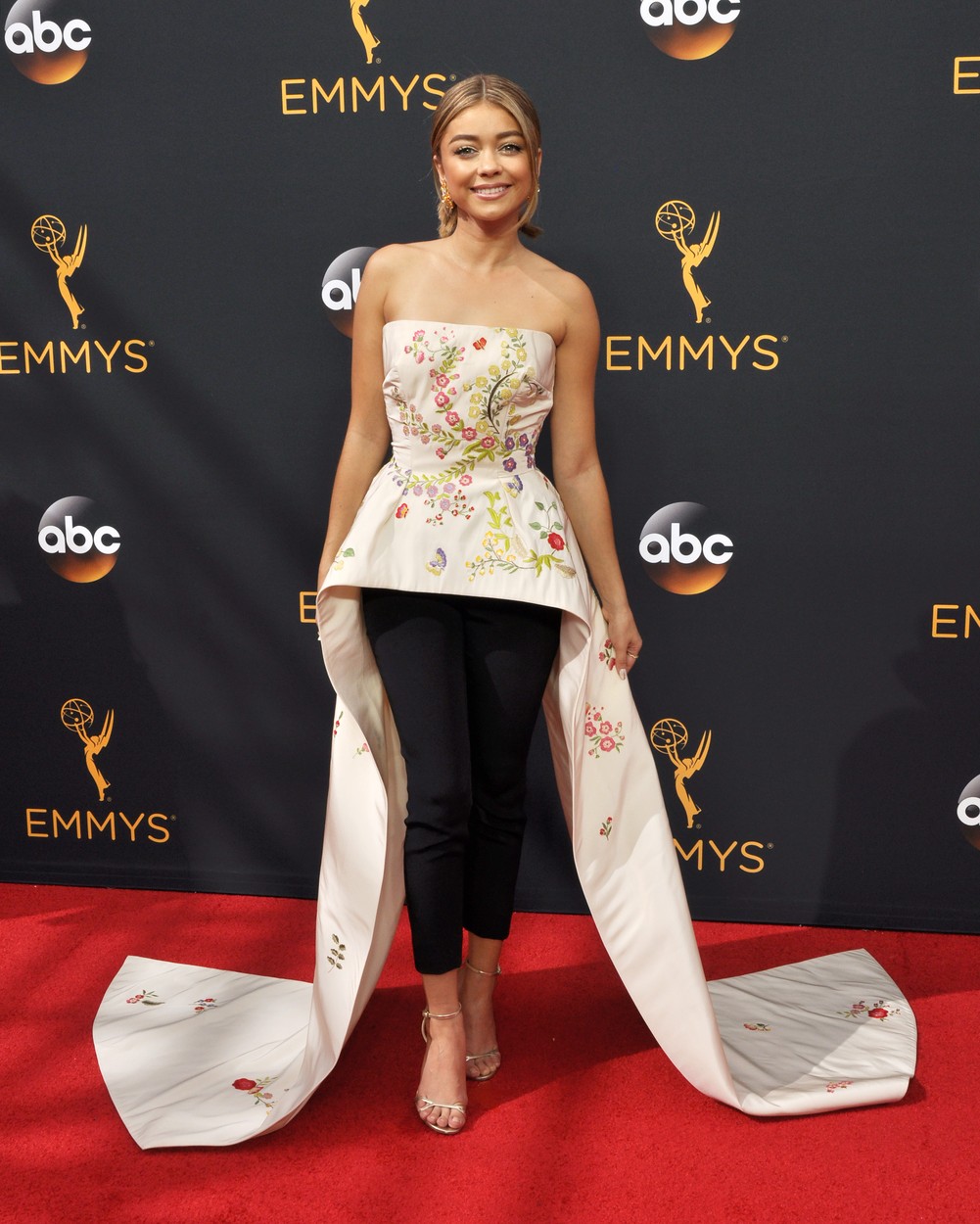 Revütáncosnők és bálkirálynők - A 2016-os Emmy-gála leg-leg-leg ruhái