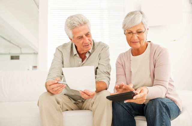 Hogyan kereshet pénzt a nyugdíjas otthon?