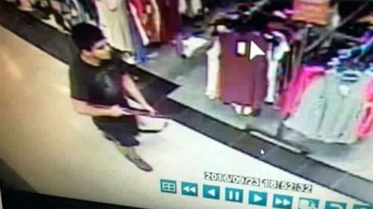 Lövöldöztek egy amerikai bevásárlóközpontban – többen meghaltak