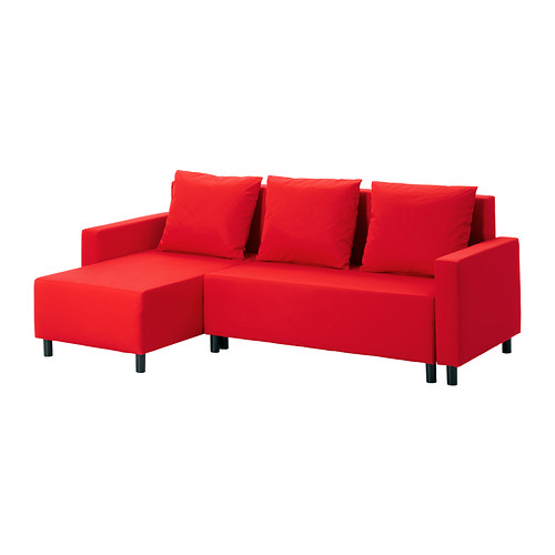 Tűzpiros, L-alakú kanapé, Ikea 59.990 forint Az L-alakú, kinyitható kanapék között ez a fekete és piros színben kapható Ikea kanapé elég olcsó megoldásnak számít. Ha fontos az ár, őt válasszuk.
