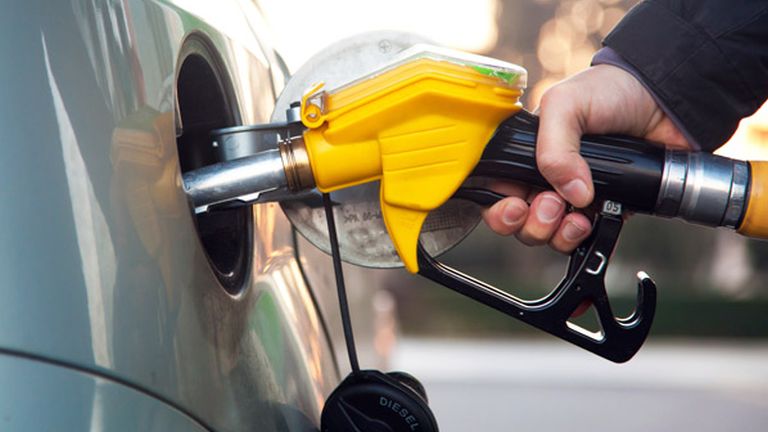 Kellemetlenül alakul az üzemanyagok ára