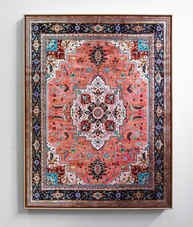 Elképesztő, perzsa szőnyeg mintájú festményeket készít egy művész