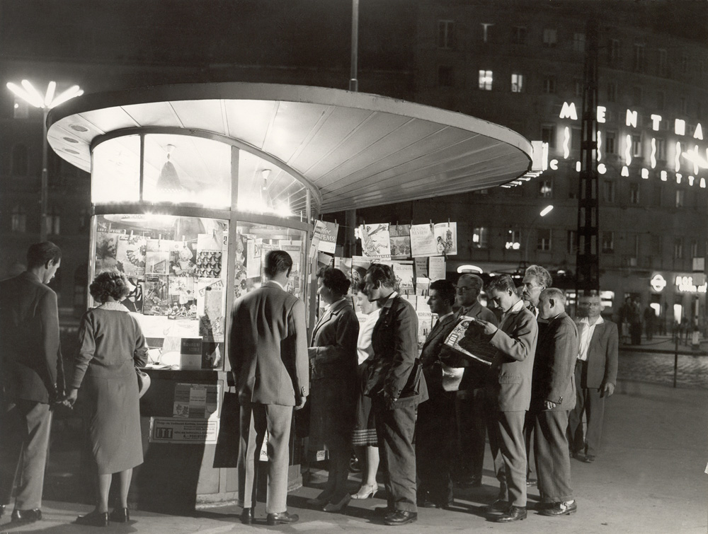 Csigapavilon a Nyugati téren, 1958