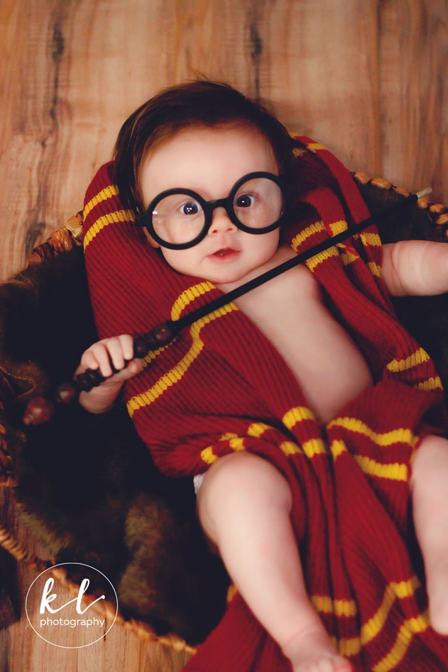 Nincs cukibb a három hónapos baba Harry Potteres fotósorozatánál
