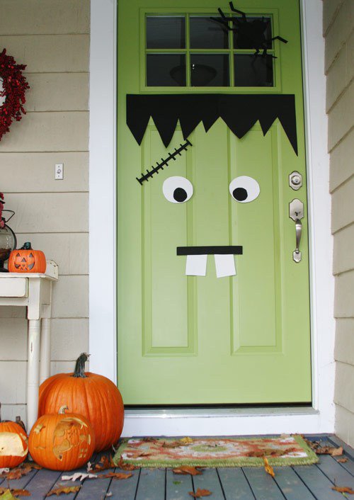 Ezek a halloweeni ajtódekorációk tuti nem maradnak észrevétlenül
