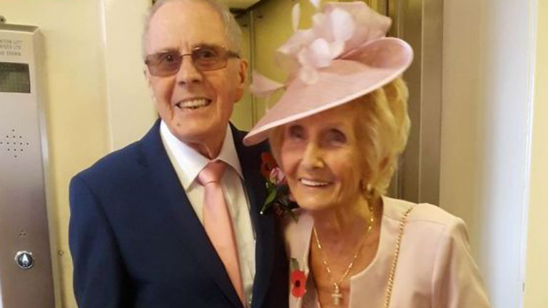 Eltiltották őket az eljegyzésük után, 65 évvel később házasodtak össze