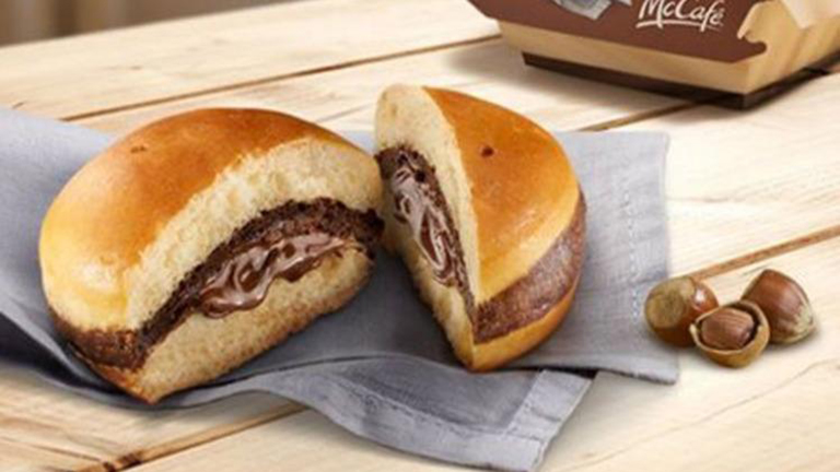 Világvége: jön a nutellás burger a McDonald's-ban
