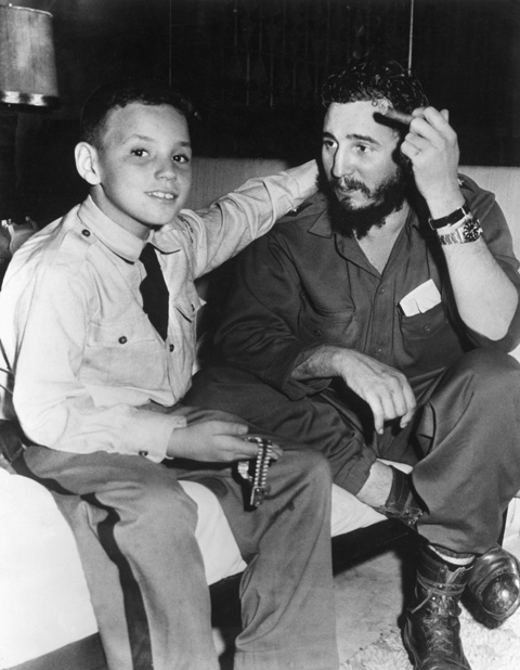 Fidel Castro és fia Fidelito (Fotó: Bettmann)