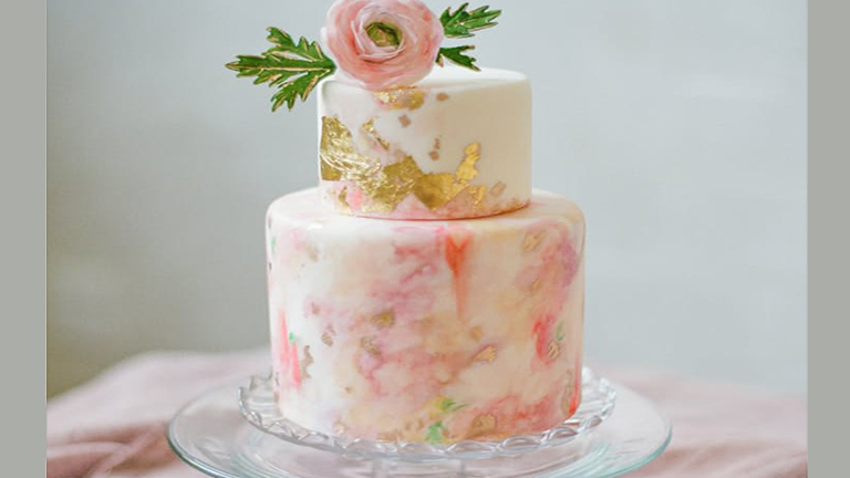 A legújabb tortatrend: vízfesték hatású dekoráció
