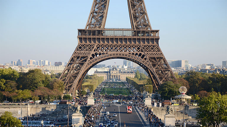 Ezért nem juthatsz fel az Eiffel-toronyba