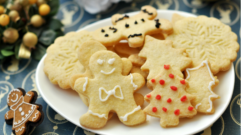 Karácsonyi kekszgyártás: cukiság minden mennyiségben