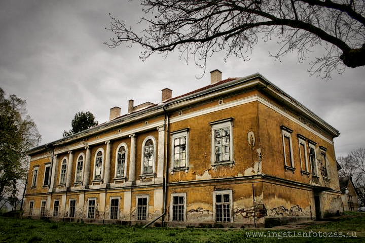 Így pusztult el a csodaszép putnoki Serényi kastély