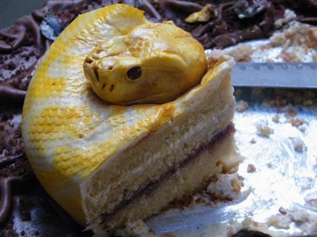 14 elképesztően kreatív torta, amibe neked sem lenne szíved beleenni