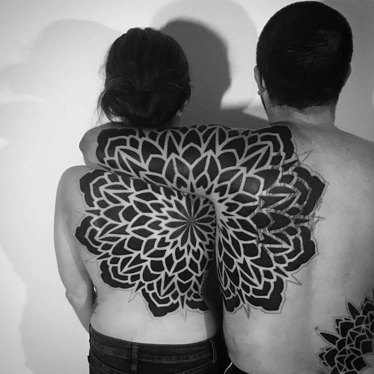 Csodaszép tetoválások a mandalák szerelmeseinek