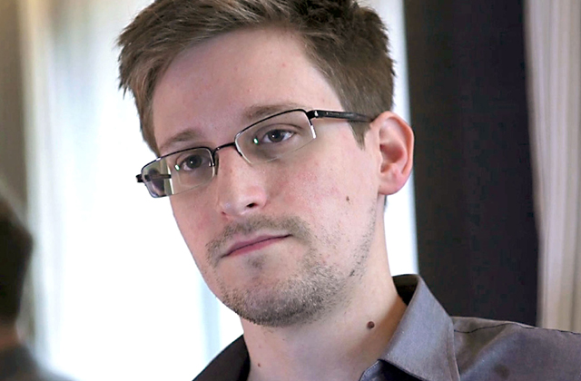 Oroszországban maradhat Edward Snowden