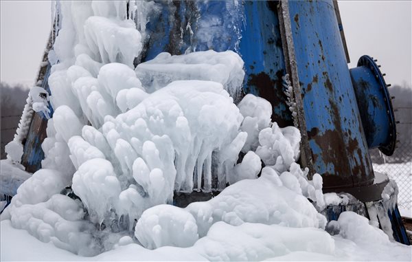 Szétrobbant egy víztorony Nagykanizsán - fotók