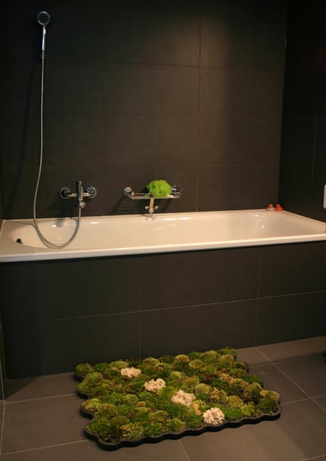 A természet érintése a fürdőszobádban: mohás fürdőszobaszőnyeg