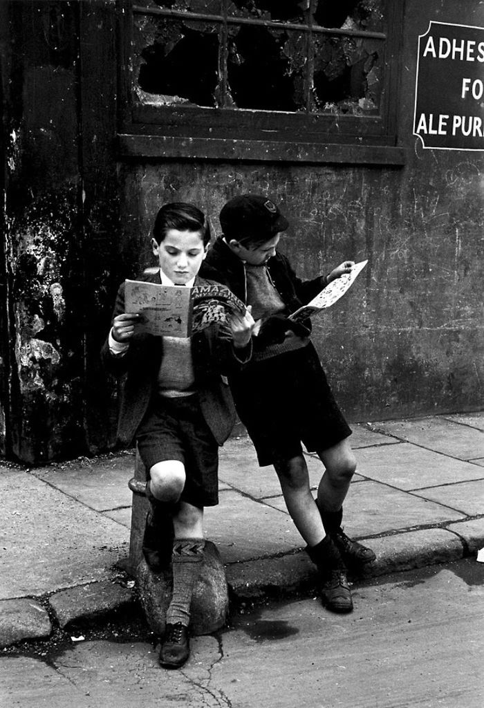 Így foglalták le magukat a gyerekek az okostelefon előtti időkben - régi fotók