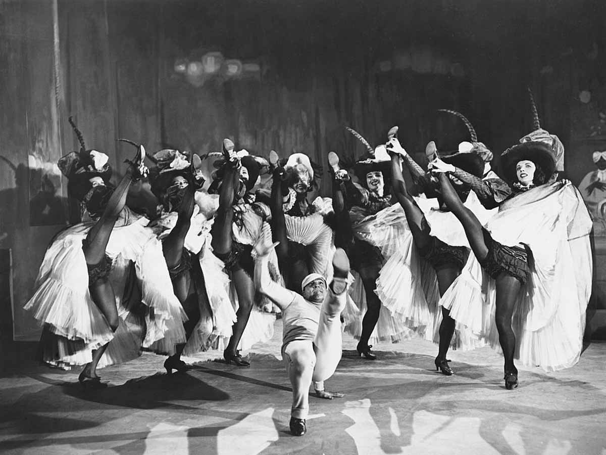 Elképesztő táncos fotók a régi Oscar-díjas musicalekből